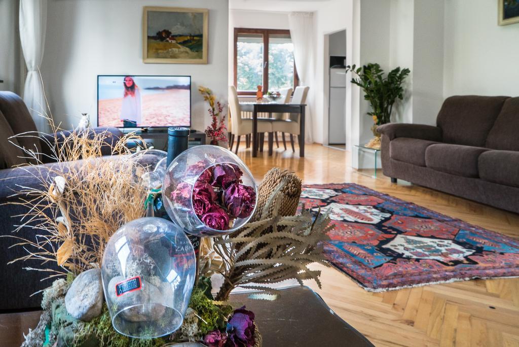 Sensitive Apartment Belgrade Luaran gambar