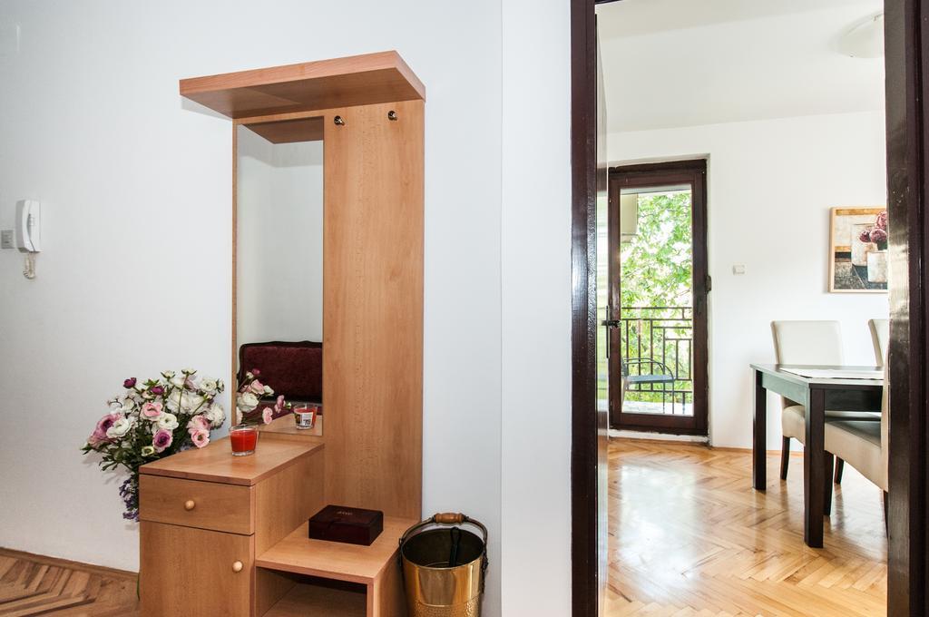 Sensitive Apartment Belgrade Luaran gambar