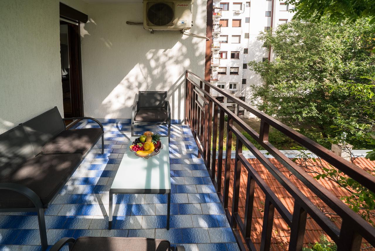 Sensitive Apartment Belgrade Luaran gambar
