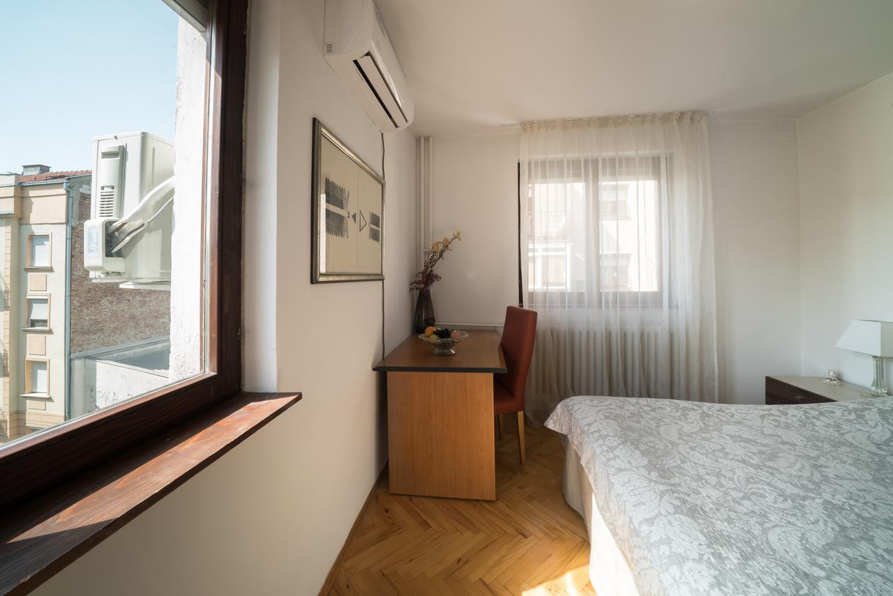 Sensitive Apartment Belgrade Luaran gambar